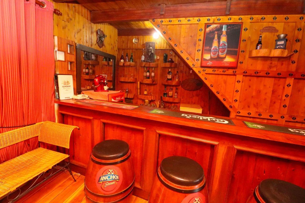 Alpine Hotel