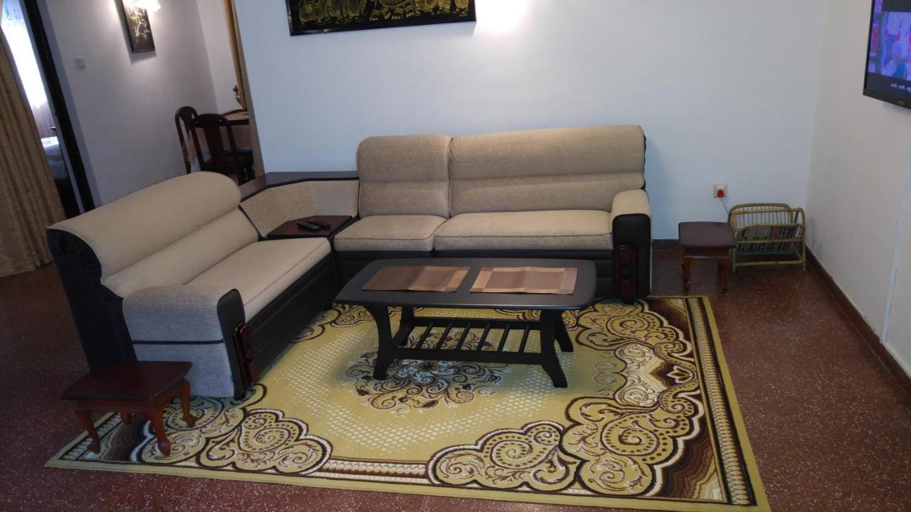 Sampath Hotel