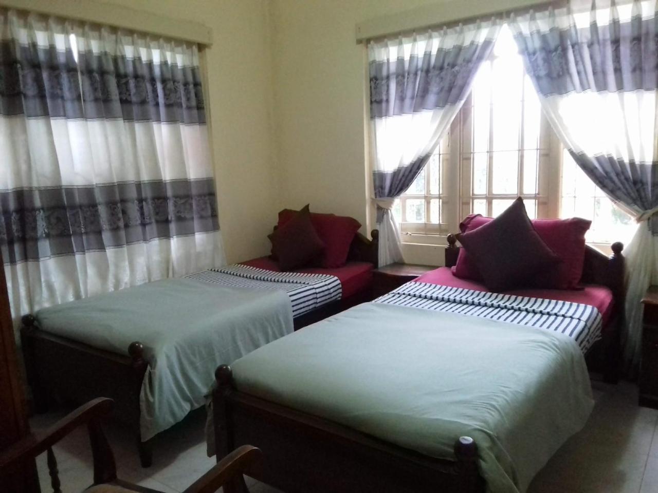 Hostel Hi Lanka *