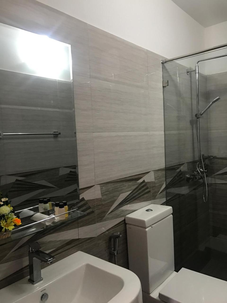 Apartment Shangri-la