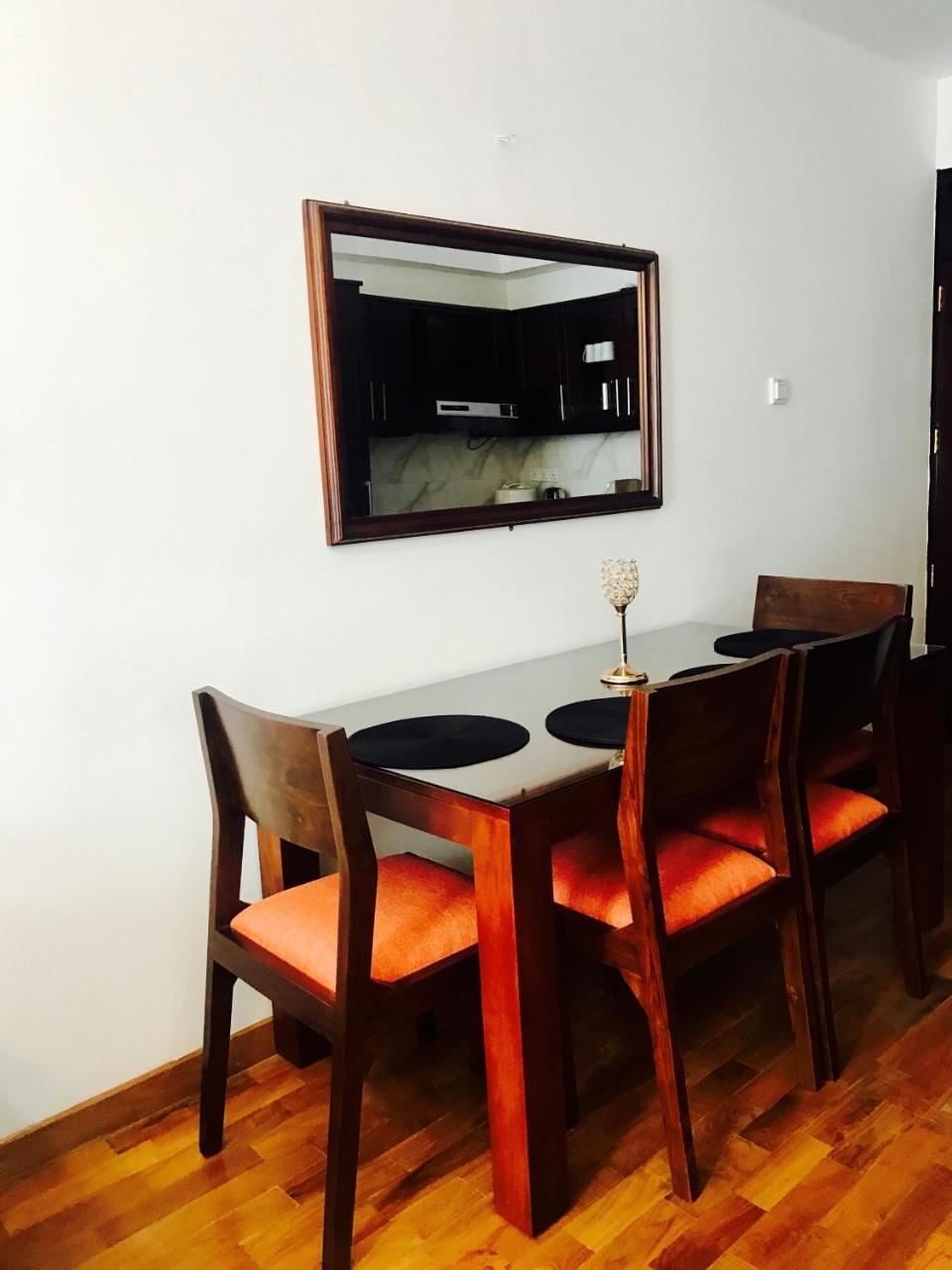 Shangri-la Apartment *
