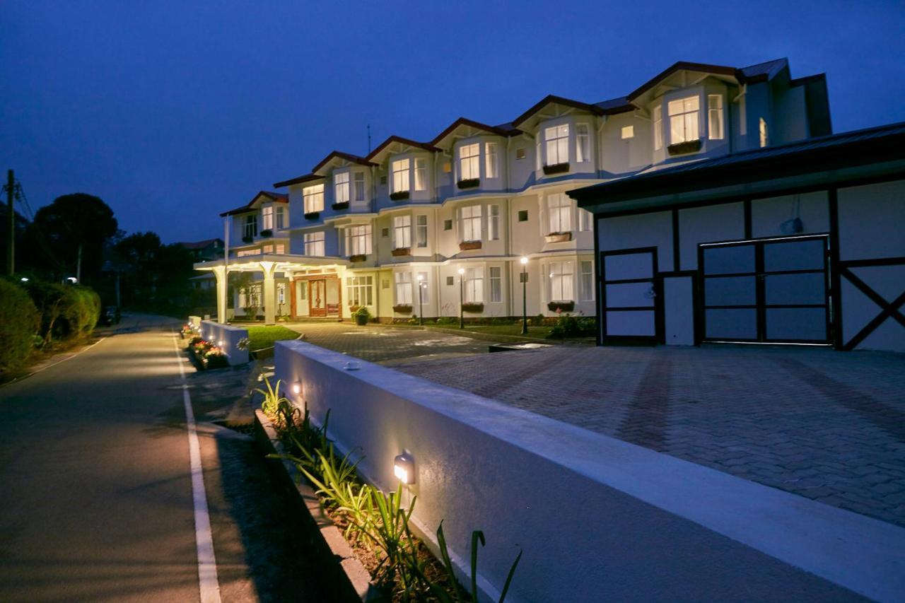 Hotel Galway Heights 4*