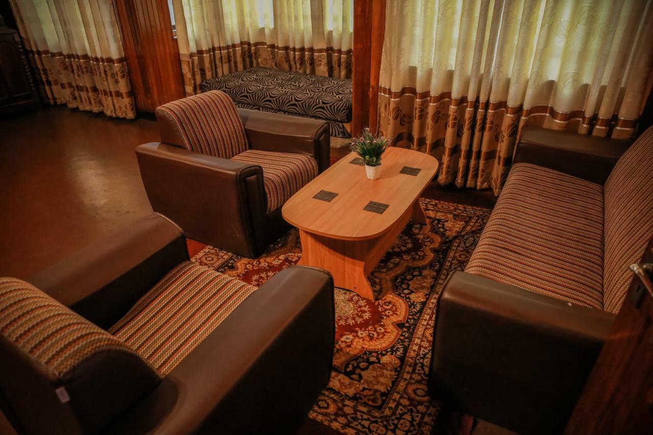 Blandford Guest house 3*