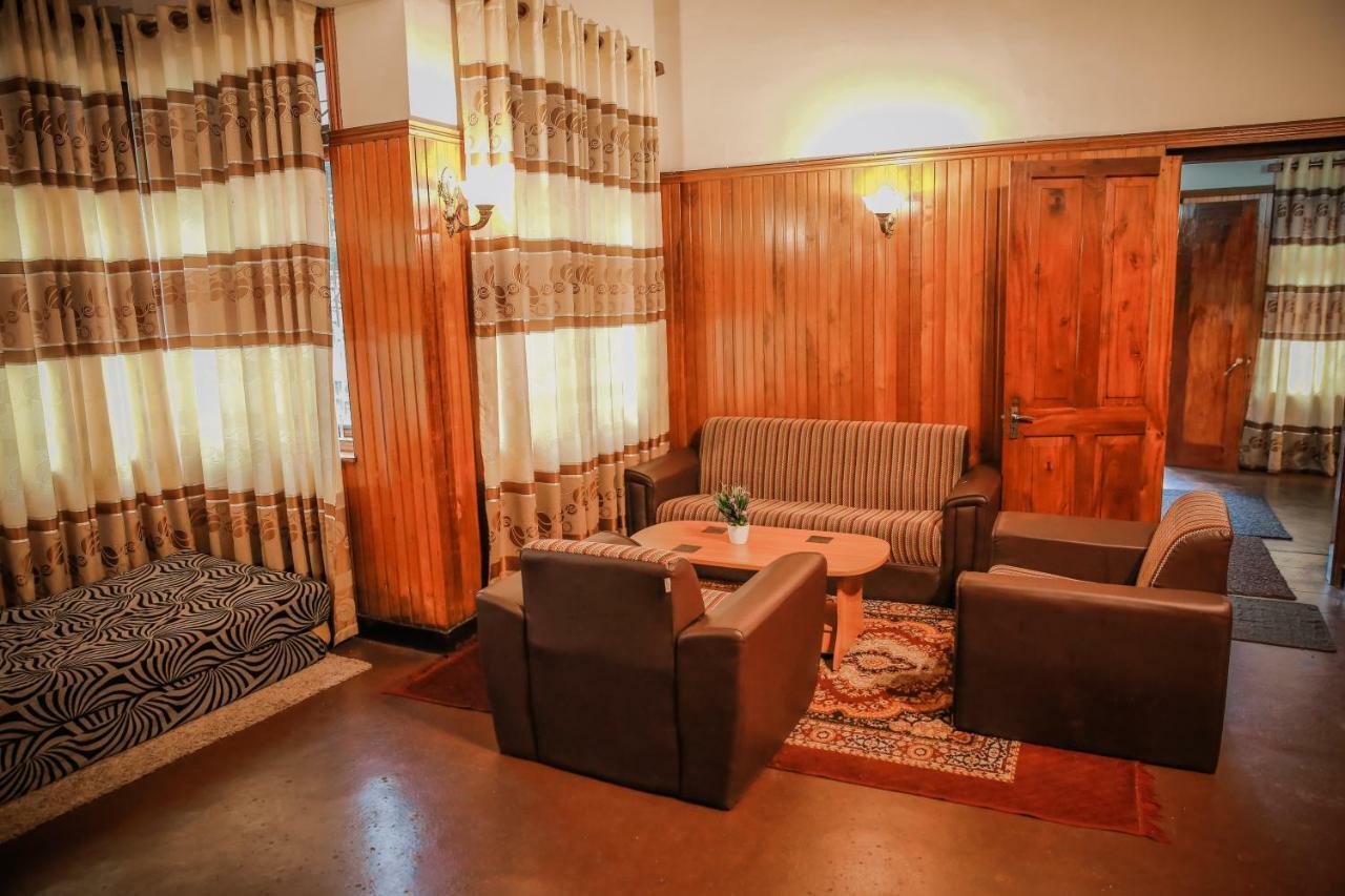 Blandford Guest house Nuwara Eliya
