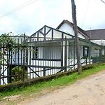 H2O Lakeside Hotel Nuwara Eliya