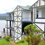 H2O Lakeside Hotel Nuwara Eliya