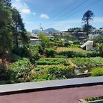 Country Lodge