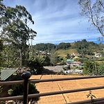 Hill Top Inn