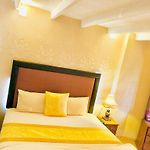 Moon Plain Resort