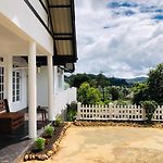 White Hill Bungalow Nuwaraeliya