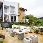 Hillneliya Resort