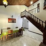 The Green Savanna Holiday Bungalow Nuwara Eliya