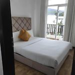Lunuwarana Hillside Apartment