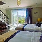 Private Villa By The Tea Estate