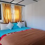 Himawari Hills Hotel And Hostel