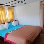 Himawari Hills Hotel And Hostel