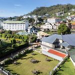 Grand Bungalow Nuwara Eliya By Seven Angels