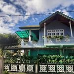 Mapelle House