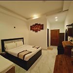 Top Rich Hotel Nuwara Eliya