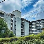 Galway Green - Lake View Luxury Apartment, Nuwara Eliya Sri Lanka