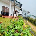 Gregory Lake Inn Resort