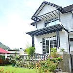 Unique Cottages