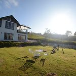 The Tea Garden - Complimentary Breakfast, Near Lake Gregory