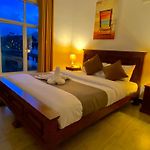 Jetco Lake Front Villa - Nuwara Eliya