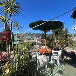 Sasru Holiday Home
