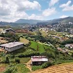 Nuwara Eliya Rashini Mountain View Cottage
