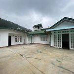 R R I Luxury Homestay