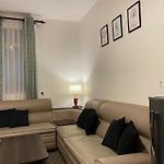Breeze Holiday Apartment