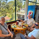 Channa Hotel And Rest Labookellie