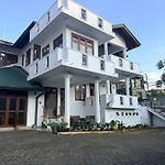 Drizzle Ridge Villa