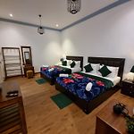 Astoria Cottage