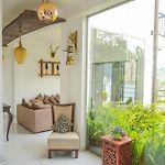 Ivy Bungalow
