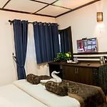 Nat City Hotel