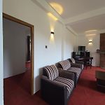 Mellow Breeze - Nuwara Eliya