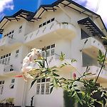 Lake View Hotel