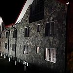 Daffodils Hotel