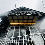 Singho\'S Cottage