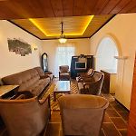 Hill Cliff Bungalow