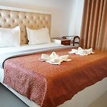 Nuwaraeliya Lake Infinity Luxury Villas