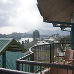 Lake Infinity Penthouse