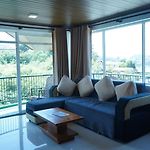 Nuwaraeliya Lake Infinity Luxury Villas