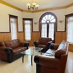 The Ritz Villa Nuwaraeliya