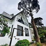 Sherwood Cottage