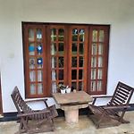 Lassana Villa