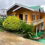 Lily Bank Bungalow