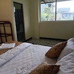 S&C Hilltop Bungalow